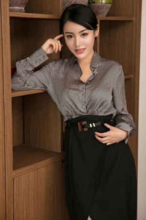 丰满女老板90分钟_超清高清免费观看