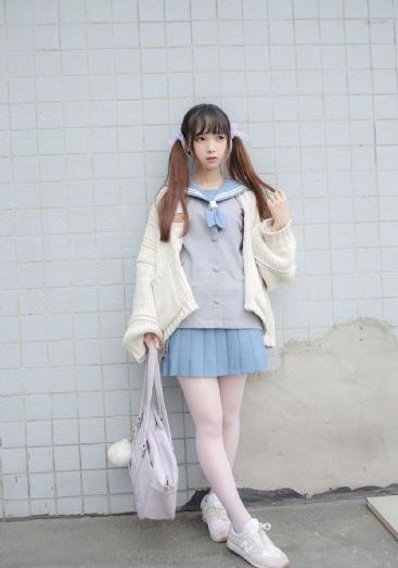 大叔爱上我免费完整版_BD手机在线观看