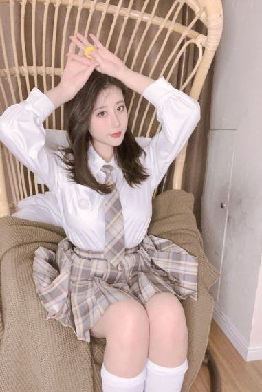 笑傲江湖李亚鹏免费观看全集_青苹果乐园免费高清观看